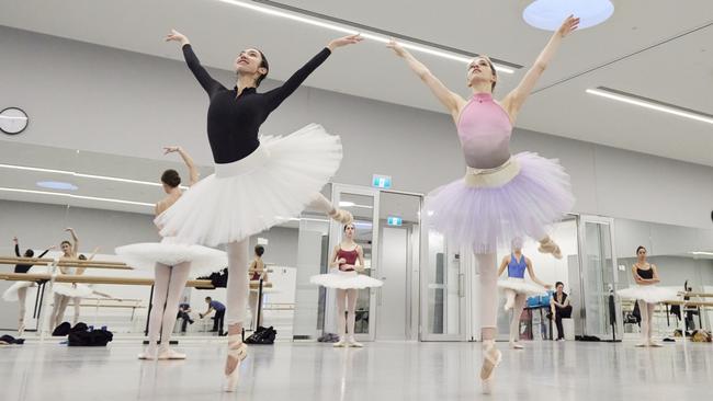 Dancers Mio Bayly and Sara Andrlon rehearse for Swan Lake. Picture: Supplied