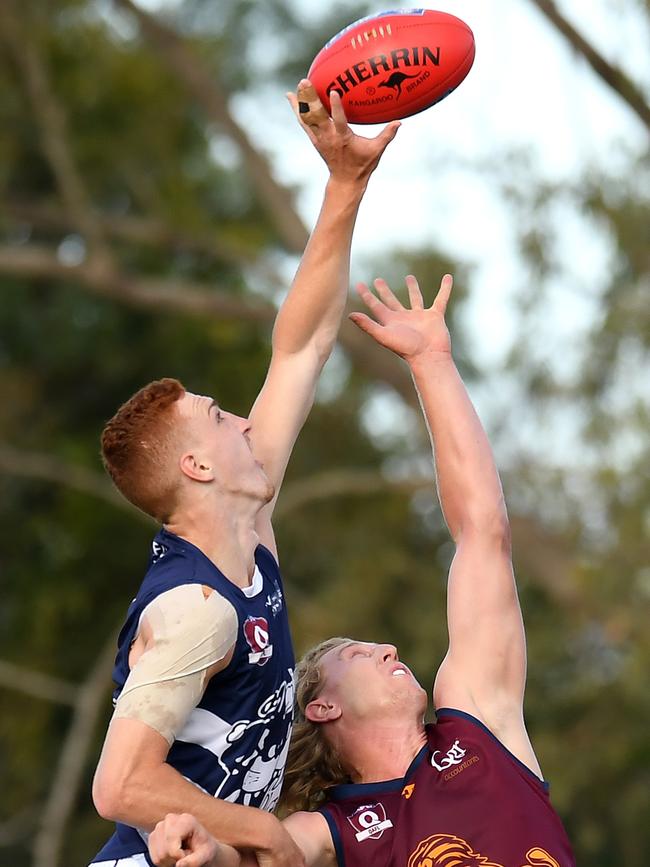 Matthew Conroy of Broadbeach and Jonathan Croad of Palm Beach Currumbin compete for the ball during the QAFL Grand Final between Palm Beach and Broadbeach at Leyshon Park on September 22, 2018 in Brisbane, Australia. (Photo by Albert Perez/AFL Media/Getty Images)