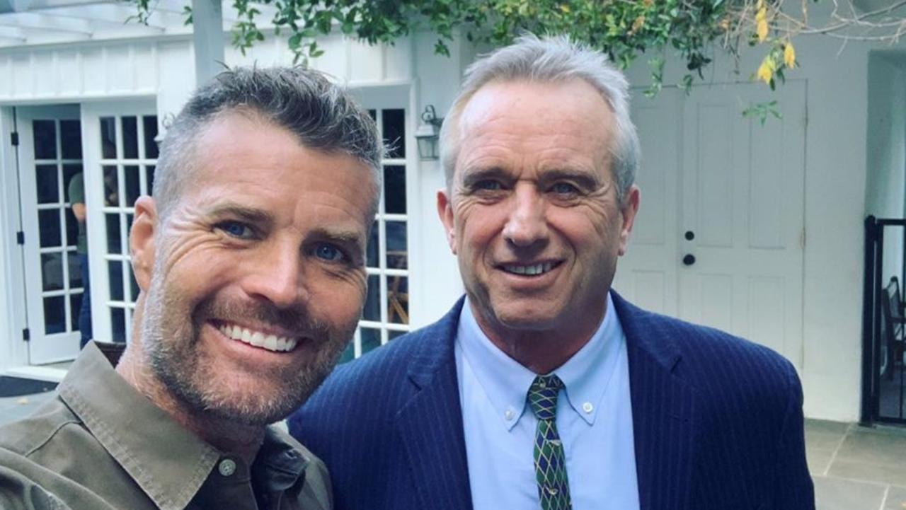 Pete Evans poses with vaccine sceptic Robert F Kennedy Jr. in 2020. Picture: Instagram