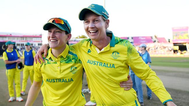 Megan Schutt and Meg Lanning after winning gold in Birmingham (Photo by Alex Davidson/Getty Images)