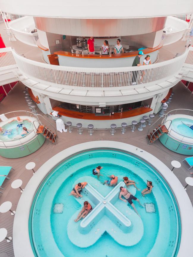 Hot tubs on the Aquatic Deck.