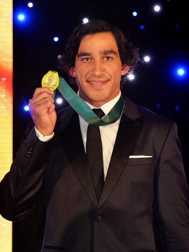 Johnathan Thurston wins the 2015 Dally M.