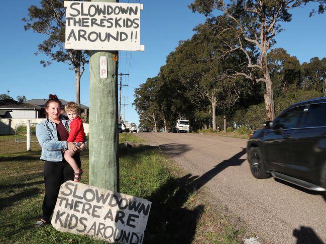 Taleiha Hobson-Rozyn with her son Jasper . Picture: AAP /Sue Graham