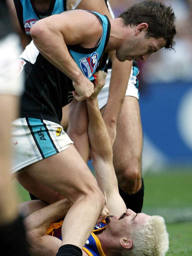 Carr was a combative footballer.