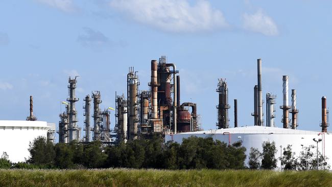 Between 2012 and 2015, the number of refineries in Australia dropped from seven to four.