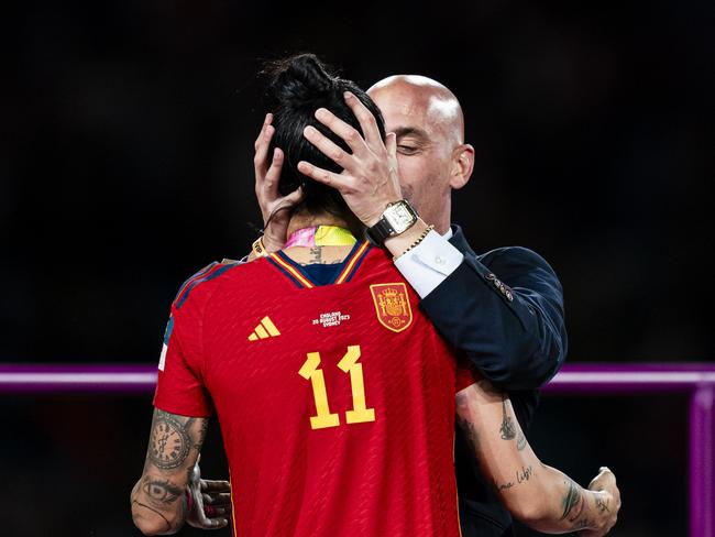 SYDNEY, AUSTRALIA - AUGUST 20: President of the Royal Spanish Football Federation Luis Rubiales (R) kisses Jennifer Hermoso of Spain (L) during the medal ceremony of FIFA Women's World Cup Australia & New Zealand 2023 Final match between Spain and England at Stadium Australia on August 20, 2023 in Sydney, Australia. (Photo by Noemi Llamas/Eurasia Sport Images/Getty Images)