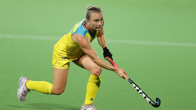 Jane Claxton in action for the Hockeyroos against Russia on October 26 in Perth. Picture: Will Russell/Getty Images