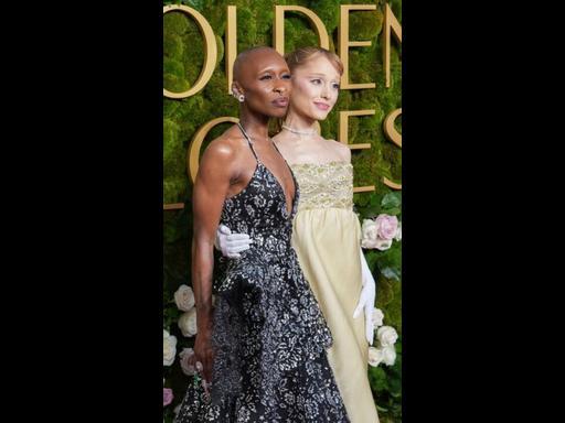 Wicked stars light up red carpet at Golden Globes