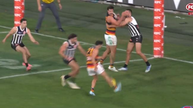Izak Rankine kicks goal of the year contender.