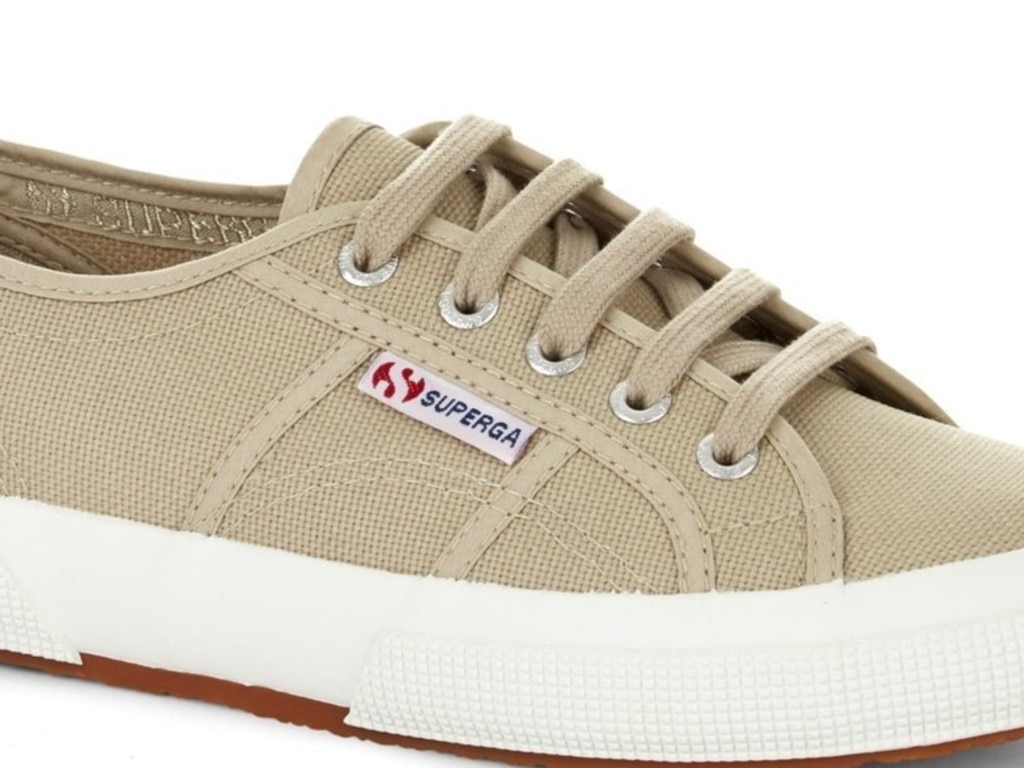 big w canvas shoes