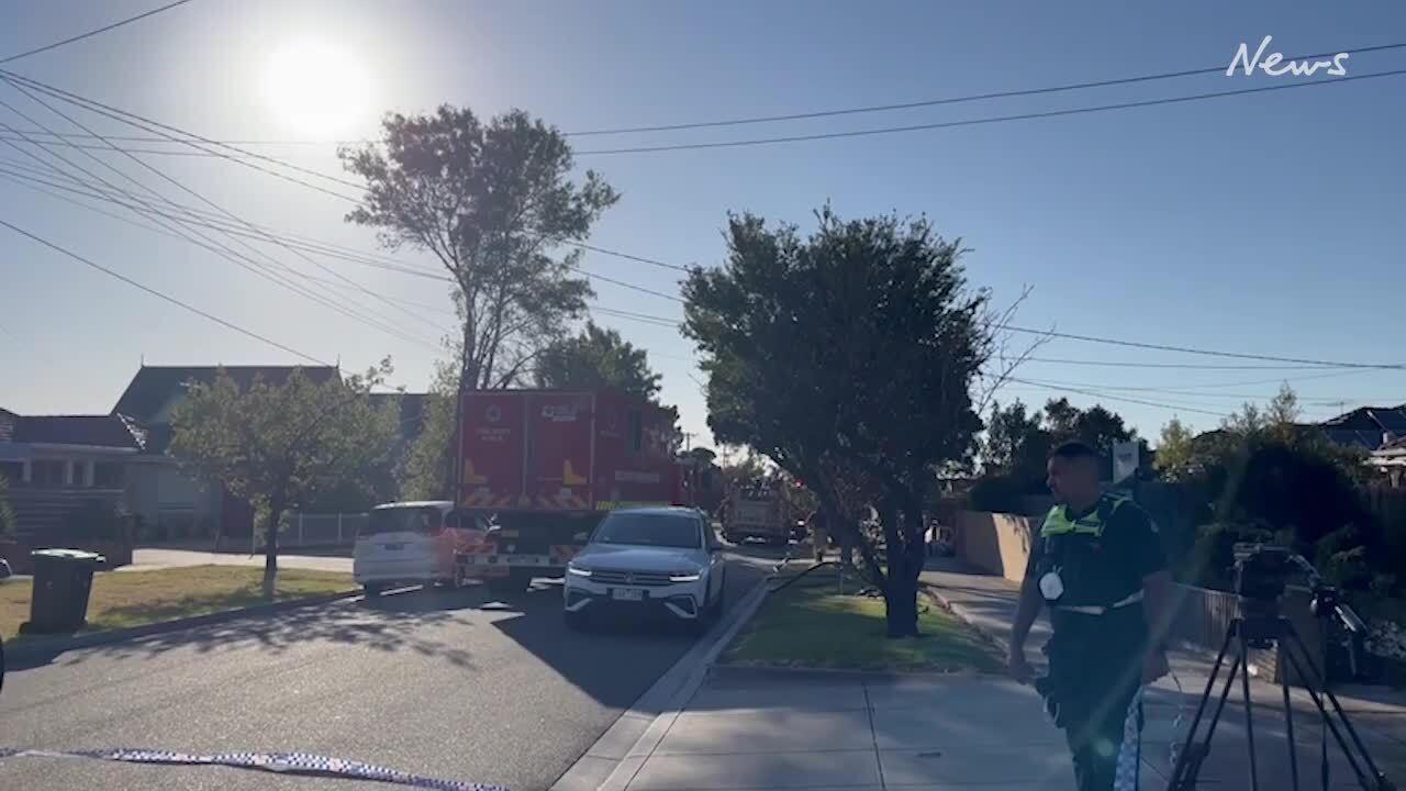 One dead in house fire in St Albans