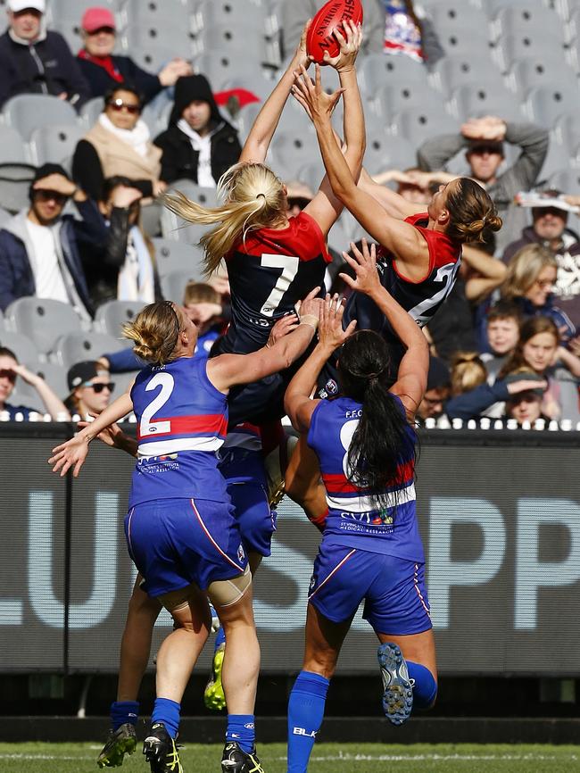... And in 2015 at the MCG, too. Picture: Wayne Ludbey