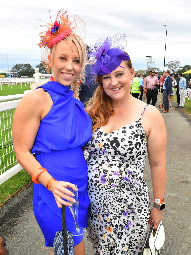 Melbourne Cup Raceday at Eagle Farm Racecourse, Brisbane | Pictures ...