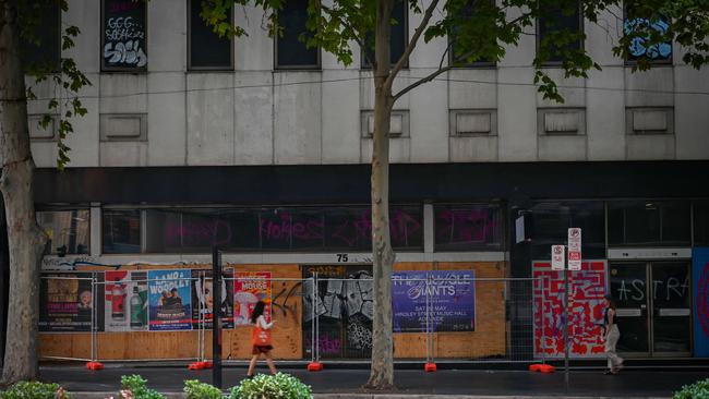 King William St could – and should – be a bustling, high-end strip. Instead it’s this. Picture: Naomi Jellicoe