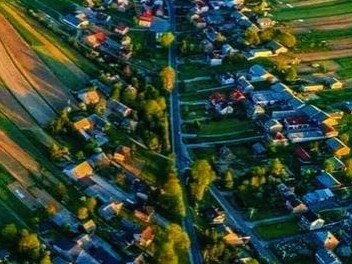Crazy detail about viral image of village