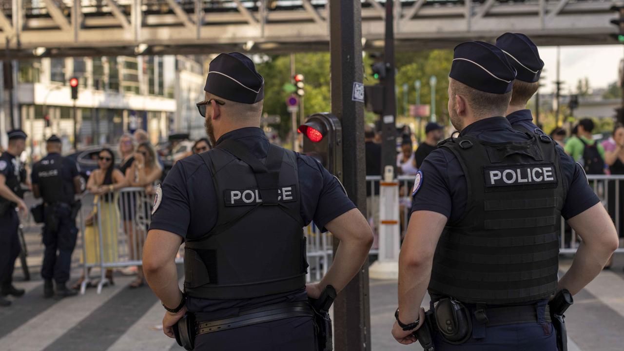 Paris Olympics: Police struggle to maintain control of capital ahead as ...