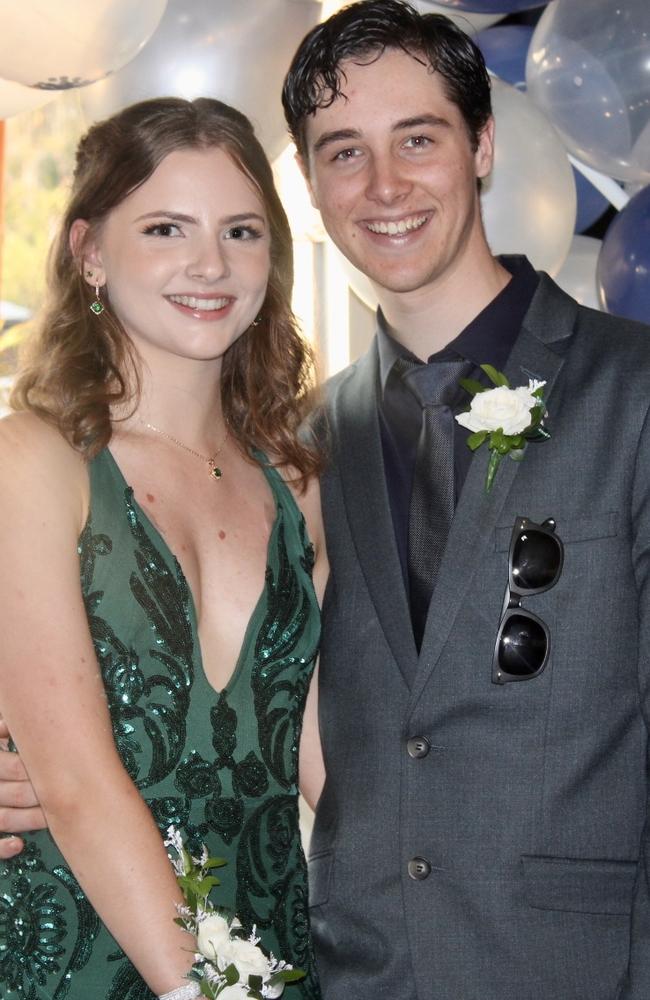 Hailee Morgan and Oisin Mackle at the Beerwah State High School formal 2023.