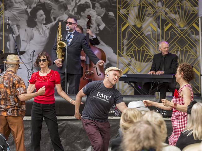 Swingtime Dance Studio members dance to Blue Rhythm Band in 2019. (AAP IMAGE / Troy Snook)