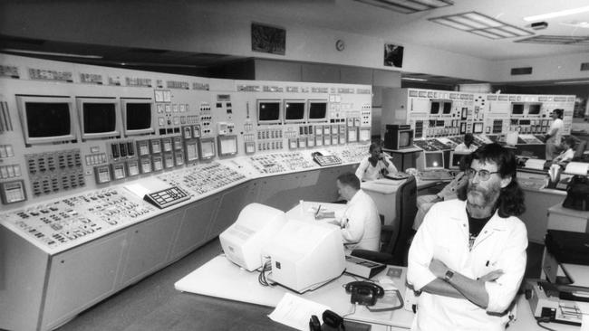 The control room of B station at the Torrens Island power station in 1993.