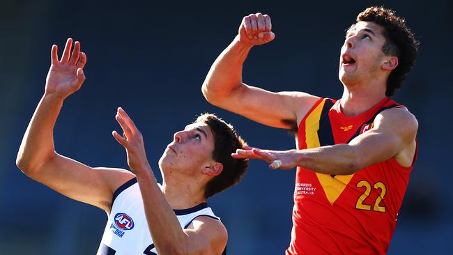 William McCabe (right) is set to be nominated by Hawthorn as a father-son. Picture: Getty Images