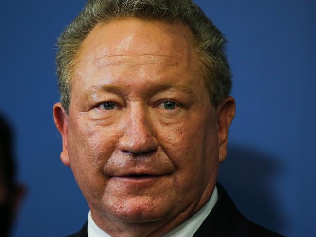 SYDNEY, AUSTRALIA - NewsWire Photos, OCTOBER 13 2021: Fortesuce Future Industries Chairman and Founder, Dr Andrew Forrest AO  addresses the media during a press conference in Sydney. Picture:  NCA NewsWire / Gaye Gerard