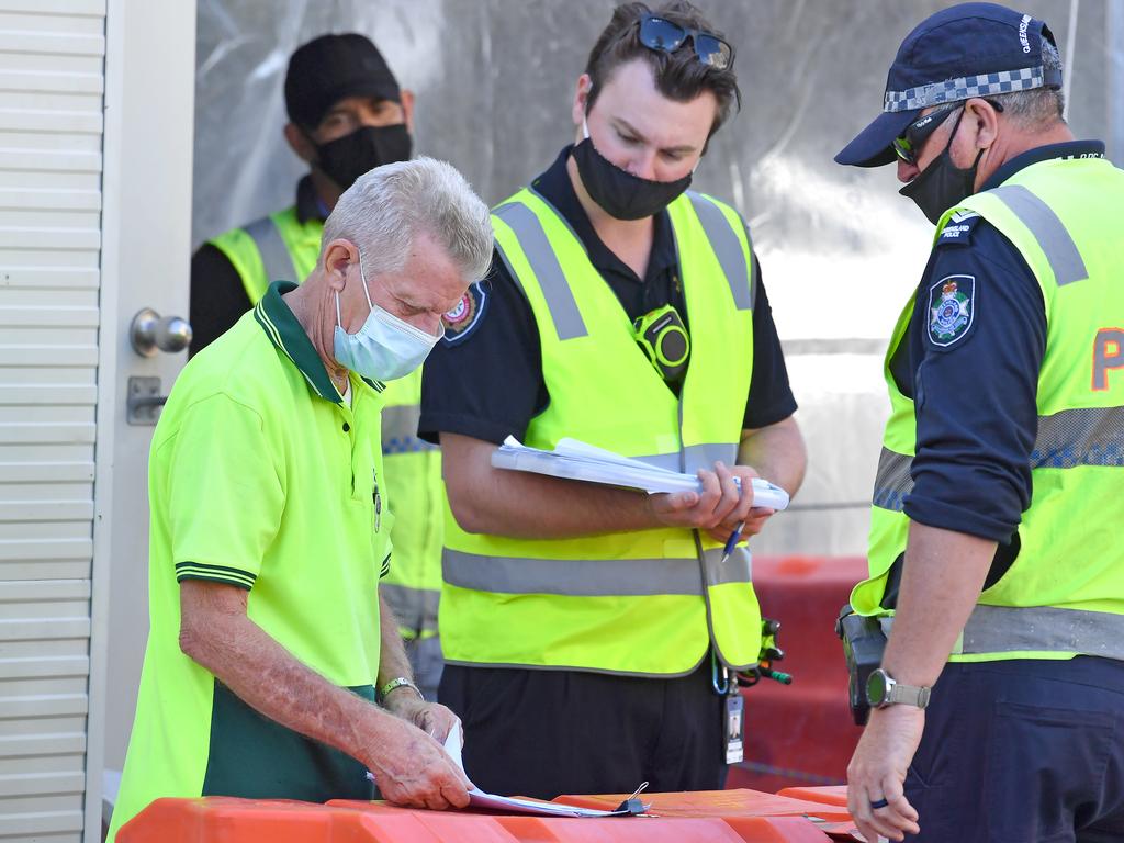 Additional police have been sent to the border checkpoints. Picture: NCA NewsWire / John Gass