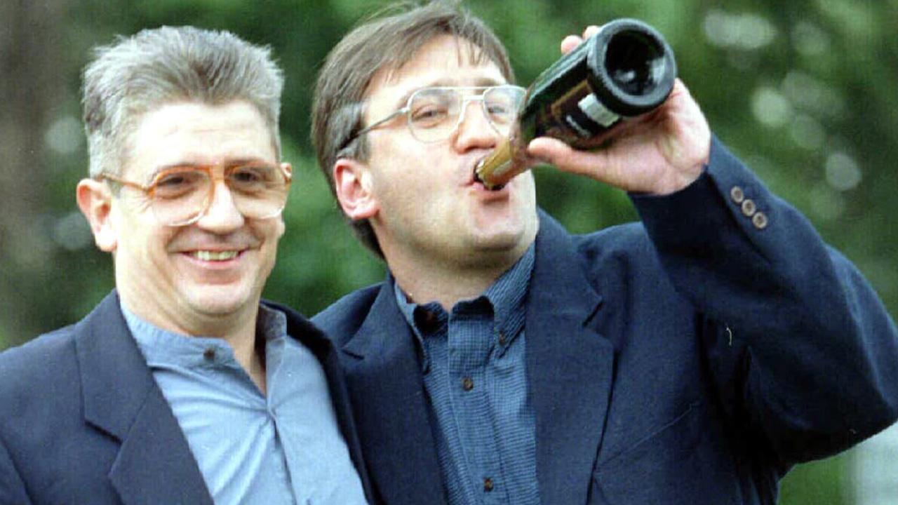 Mark and then-business partner Paul Maddison split their £22,590,829 ­jackpot in 1995. Mark Gardiner is on the right.