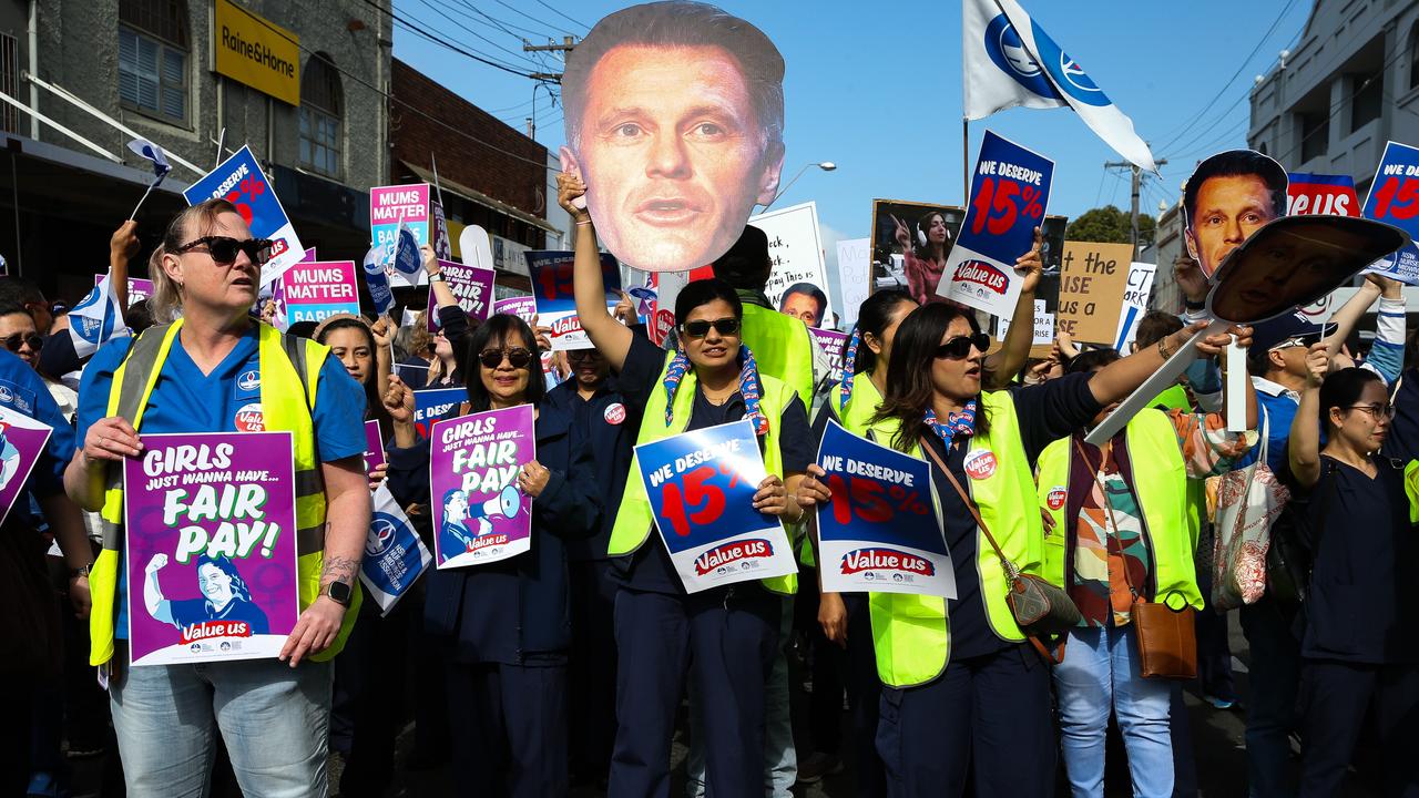 Nurses walkout over pay dispute ‘disappointing’: government