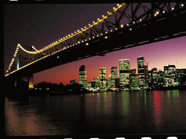 A modern view of the Story Bridge