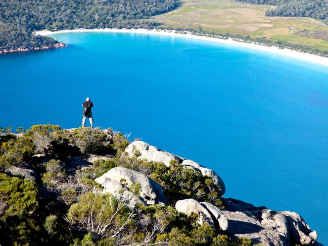 Wineglass Bay in Freycinet National Park, Tasmania.