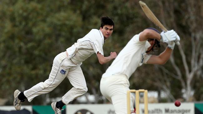 Sean McNicholl in action for Greenvale. Picture: Hamish Blair