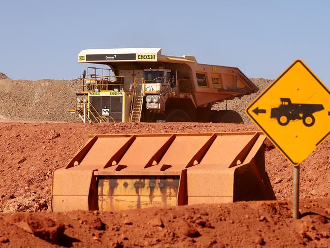 LAVERTON, AUSTRALIA - AUGUST 04: An ore dump truck returns from a stock pile at the Gruyere Gold Mine on August 04, 2019 200km north-east of Laverton, Australia. The $621 million Gruyere gold mine is situated 200km north-east of Laverton in Western Australia's Great Victoria Desert. Discovered in October 2013, it is Australia's most recent major gold discovery and is expected to produce between 75,000 and 100,000 ounces in 2019. (Photo by Paul Kane/Getty Images)