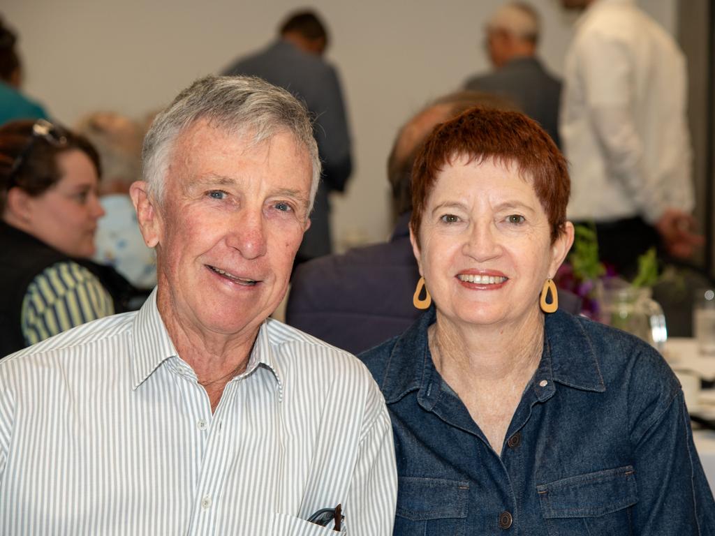 Jeff and Cathy Aitchison. Chronicle Garden Competition, awards presentation at Oaks Toowoomba Hotel.Thursday September 14, 2023