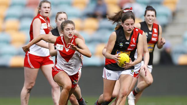 TSLW state league women's first semi final between Clarence and North Launceston, played at Blundstone Arena, Hobart. (L-R) Sophie Farrow of North Launceston out in front. Picture: MATT THOMPSON