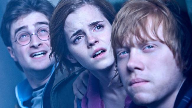 23/06/2009 FEATURES: 23/06/2009 FEATURES: (L to R) Daniel Radcliffe as Harry Potter, Emma Watson as Hermione Granger and Rupert Grint as Ron Weasley in a scene from film Harry Potter and the Deathly Hallows - Part 2, a Warner Bros. Pictures release.