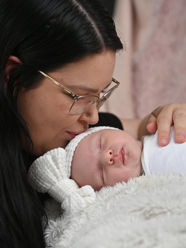 Cutest winter baby nominee Izabella Wakefield with mum Natalie. Picture: Keryn Stevens