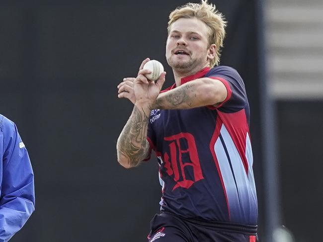 Jack Fowler at full tilt for Dandenong in the 2020-21 Premier Cricket grand final. Picture: Valeriu Campan