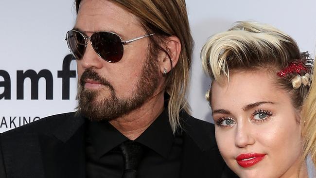 Billy Ray Cyrus Australian Tour Backs Gay Marriage With Miley Cyrus In Stand Duet Au