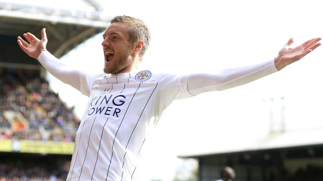 Leicester City's Jamie Vardy celebrates scoring his side's second goal against Crystal Palace.