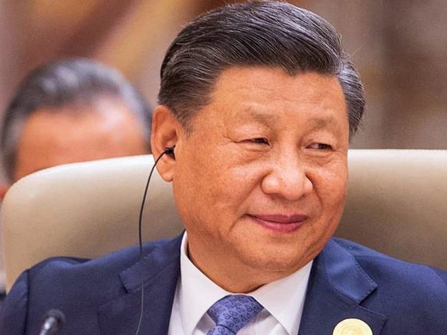 This handout picture released by the Saudi Press Agency SPA shows Chinese President Xi Jinping during the China-Arab Summit in the Saudi capital Riyadh, on December 9, 2022. (Photo by SPA / AFP) / === RESTRICTED TO EDITORIAL USE - MANDATORY CREDIT 