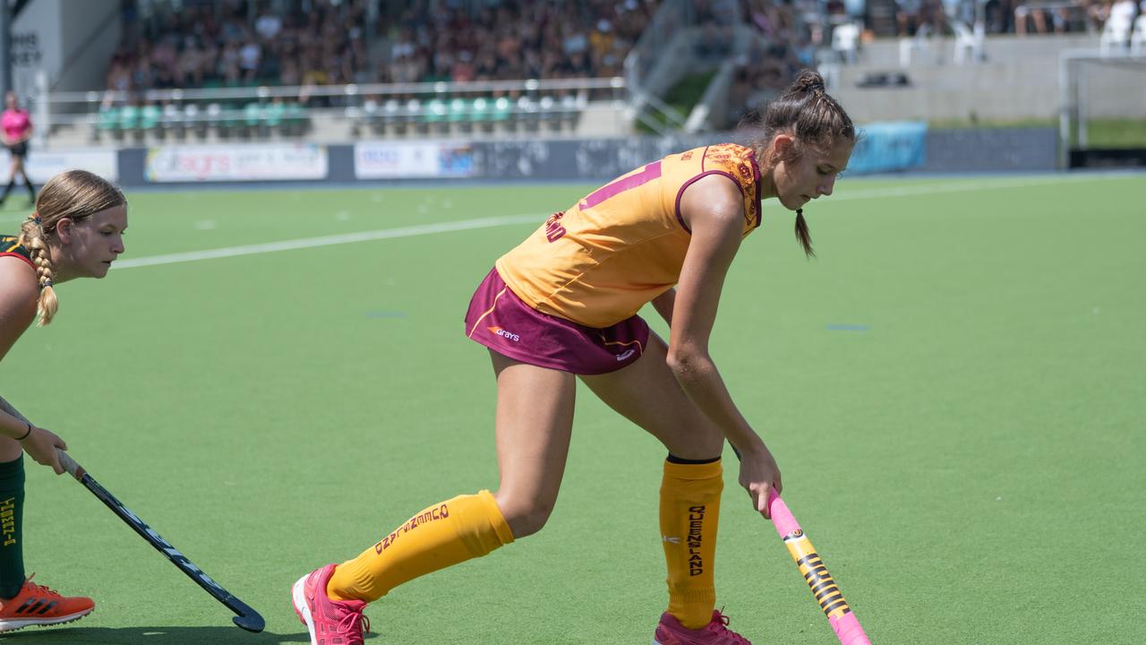 Jade Bartholomeuze of Queensland Gold in action during the Hockey under 18 Nationals Women's semi final. Photo by Emily Barker