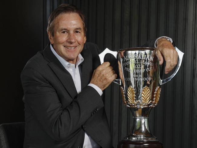 DO NOT USEÃ.. To go with Glen McFarlane storyÃ.. NCA. MELBOURNE, AUSTRALIA. 20th November 2024.   Outgoing Collingwood president Jeff Browne hugs the 2023 premiership cup.  .  Picture: Michael Klein