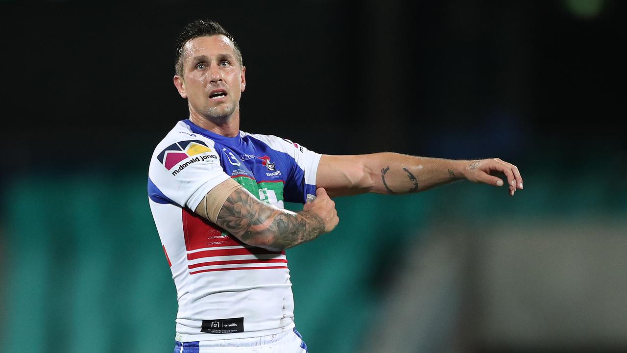 Mitchell Pearce has agreed to a one-year extension with the Knights.