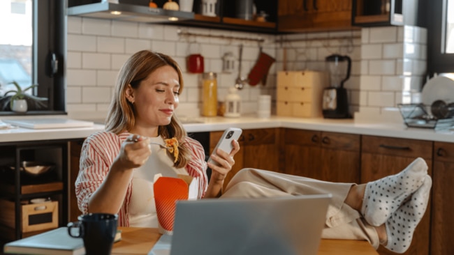 If you’re skipping meals, or eating too close to your bedtime, you can experience indigestion, heartburn, discomfort and slow your metabolism down. Image: iStock