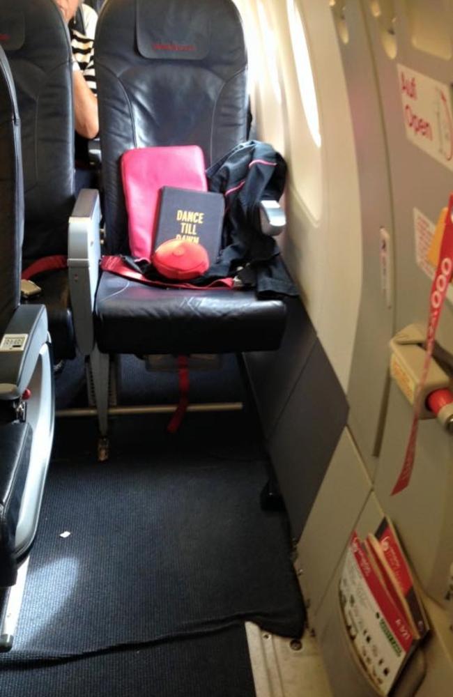 How to book the best seats on a plane escape .au