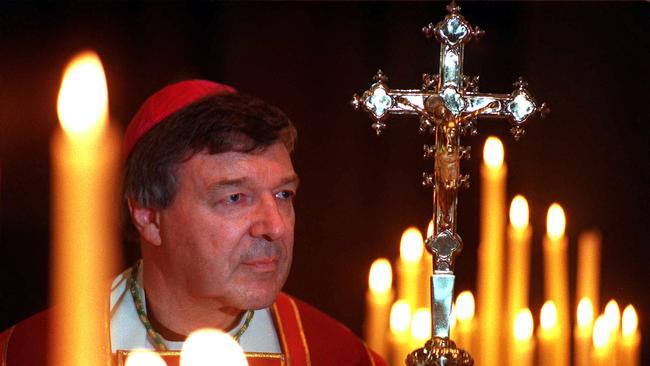 Roman Catholic Archbishop of Melbourne, Dr George Pell at Saint Patricks Cathedral, in Melbourne 21 Apr 2000.   mass