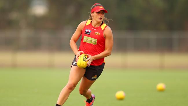 Ellie Hampson during a Gold Coast Suns AFLW training session. Photo by Chris Hyde/AFL Photos/Getty Images)