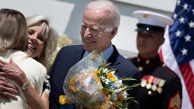 The president’s bouquet where in support of Ukraine. Picture: Brendan Smialowski