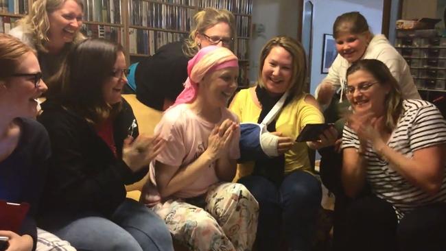 The heartwarming moment Samuel Johnson's sister reacts to seeing him with the 2017 Gold Logie. Picture: Love Your Sister / Facebook