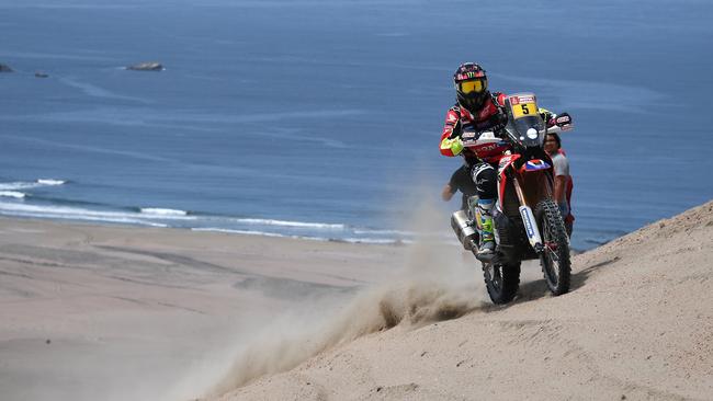 Joan Barreda stormed into the lead on Stage 2 of the 2018 Dakar Rally.